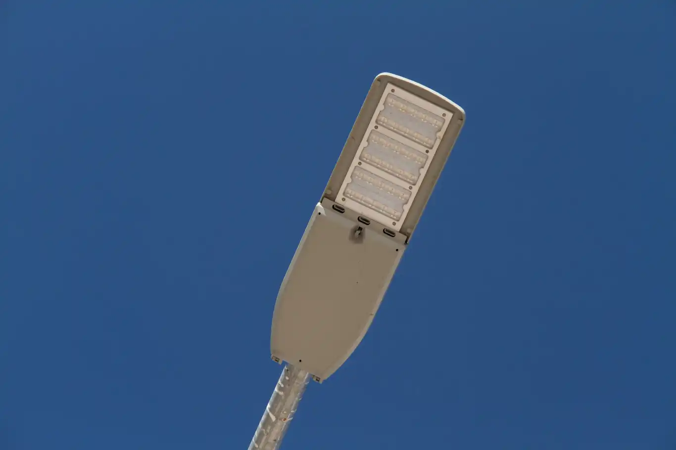 finsa cargadores electricos